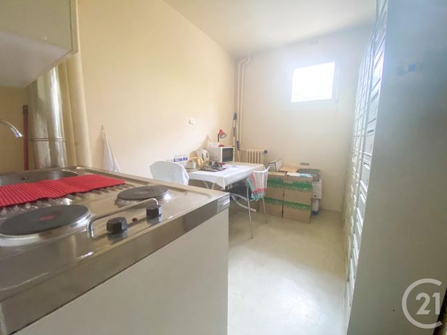 Appartement Local à louer - 4 pièces - 80.0 m2 - PARIS - 75016 - ILE-DE-FRANCE - Century 21 Via Conseil 16Ème