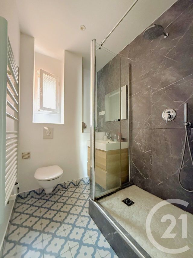 Appartement F2 à vendre - 2 pièces - 47.0 m2 - PARIS - 75016 - ILE-DE-FRANCE - Century 21 Via Conseil 16Ème