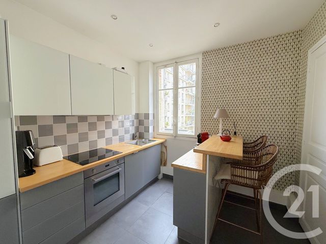 Appartement F2 à vendre - 2 pièces - 47.0 m2 - PARIS - 75016 - ILE-DE-FRANCE - Century 21 Via Conseil 16Ème