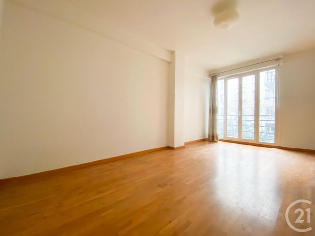 Appartement F2 à vendre - 2 pièces - 38.0 m2 - PARIS - 75017 - ILE-DE-FRANCE - Century 21 Via Conseil 16Ème