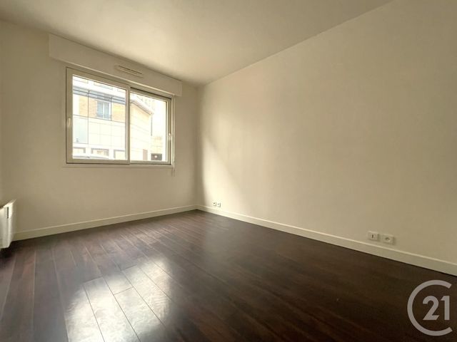 Afficher la photo en grand Appartement F2 à vendre - 2 pièces - 57.0 m2 - BOULOGNE BILLANCOURT - 92 - ILE-DE-FRANCE - Century 21 Via Conseil 16Ème