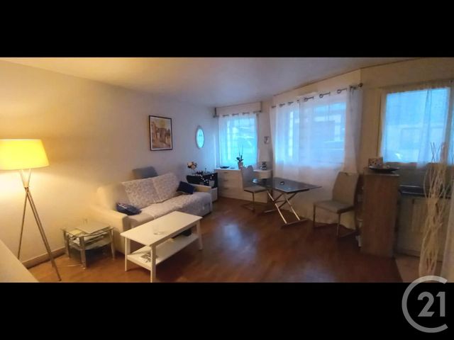 Afficher la photo en grand Appartement F2 à vendre - 2 pièces - 57.0 m2 - BOULOGNE BILLANCOURT - 92 - ILE-DE-FRANCE - Century 21 Via Conseil 16Ème