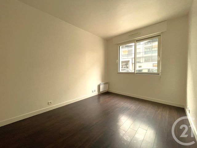 Afficher la photo en grand Appartement F2 à vendre - 2 pièces - 57.0 m2 - BOULOGNE BILLANCOURT - 92 - ILE-DE-FRANCE - Century 21 Via Conseil 16Ème