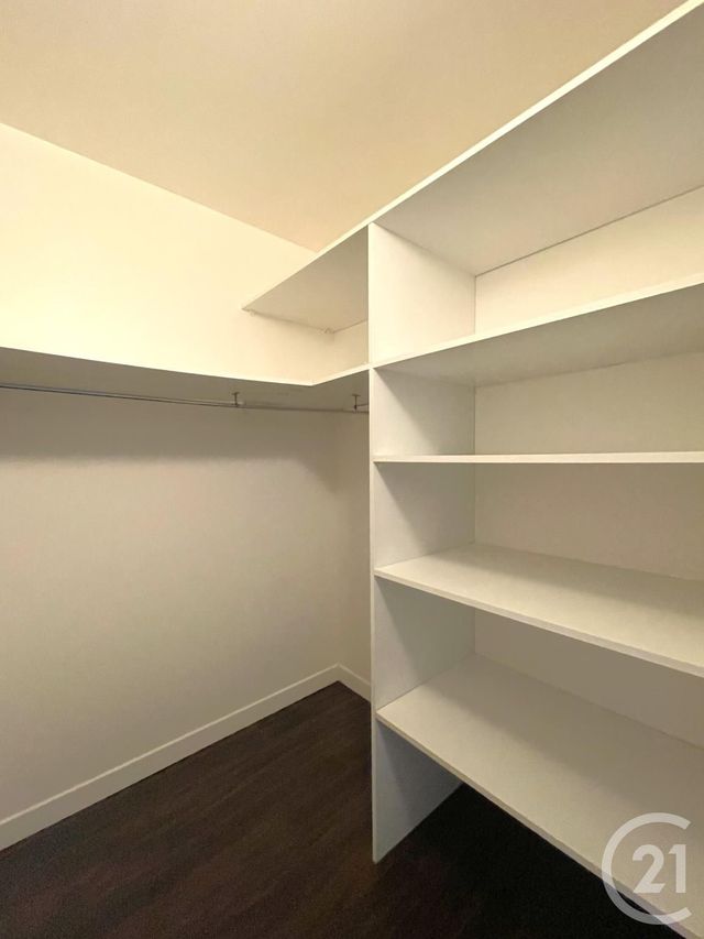 Afficher la photo en grand Appartement F2 à vendre - 2 pièces - 57.0 m2 - BOULOGNE BILLANCOURT - 92 - ILE-DE-FRANCE - Century 21 Via Conseil 16Ème