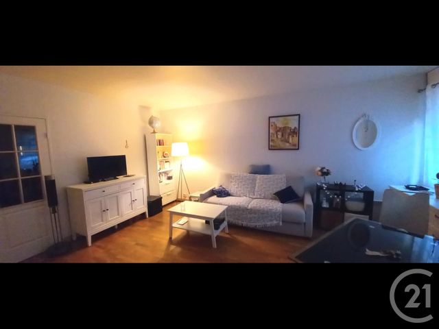 Afficher la photo en grand Appartement F2 à vendre - 2 pièces - 57.0 m2 - BOULOGNE BILLANCOURT - 92 - ILE-DE-FRANCE - Century 21 Via Conseil 16Ème
