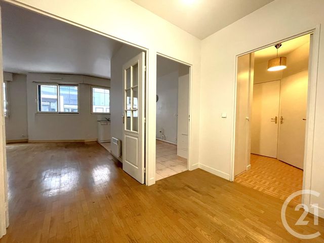 Afficher la photo en grand Appartement F2 à vendre - 2 pièces - 57.0 m2 - BOULOGNE BILLANCOURT - 92 - ILE-DE-FRANCE - Century 21 Via Conseil 16Ème