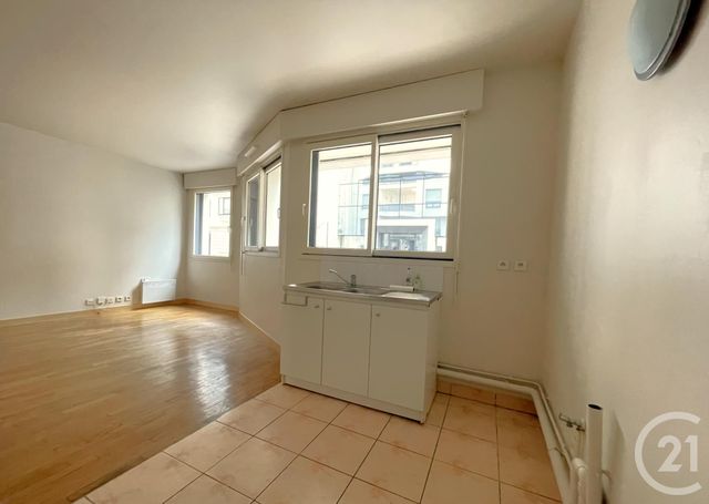 Afficher la photo en grand Appartement F2 à vendre - 2 pièces - 57.0 m2 - BOULOGNE BILLANCOURT - 92 - ILE-DE-FRANCE - Century 21 Via Conseil 16Ème