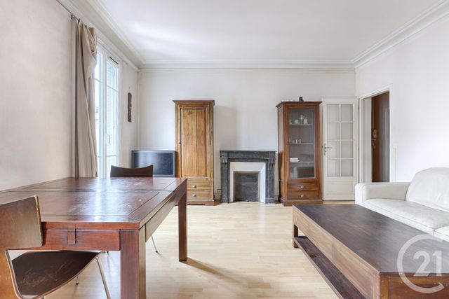 Appartement F3 à vendre - 3 pièces - 56.0 m2 - PARIS - 75016 - ILE-DE-FRANCE - Century 21 Via Conseil 16Ème