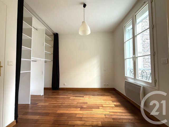 Appartement F2 à vendre - 2 pièces - 43.03 m2 - PARIS - 75016 - ILE-DE-FRANCE - Century 21 Via Conseil 16Ème