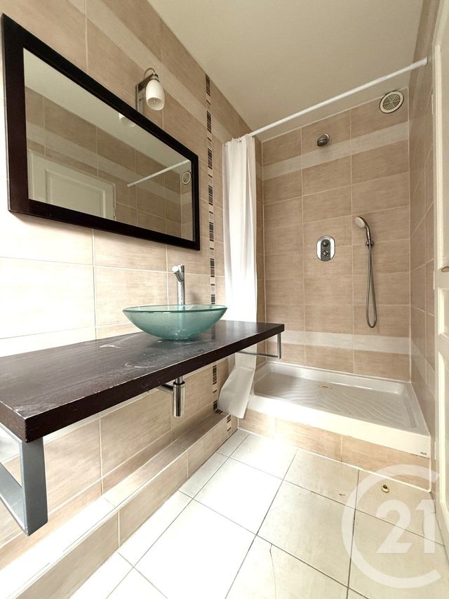 Appartement F2 à vendre - 2 pièces - 43.03 m2 - PARIS - 75016 - ILE-DE-FRANCE - Century 21 Via Conseil 16Ème