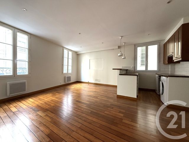 Appartement F2 à vendre - 2 pièces - 43.03 m2 - PARIS - 75016 - ILE-DE-FRANCE - Century 21 Via Conseil 16Ème