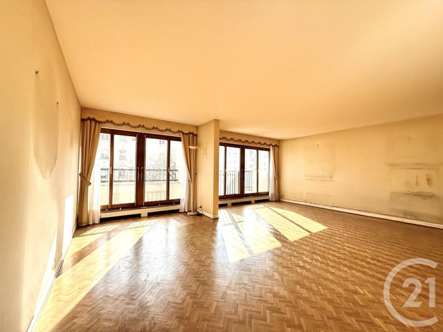 Appartement F5 à vendre - 5 pièces - 116.71 m2 - PARIS - 75016 - ILE-DE-FRANCE - Century 21 Via Conseil 16Ème