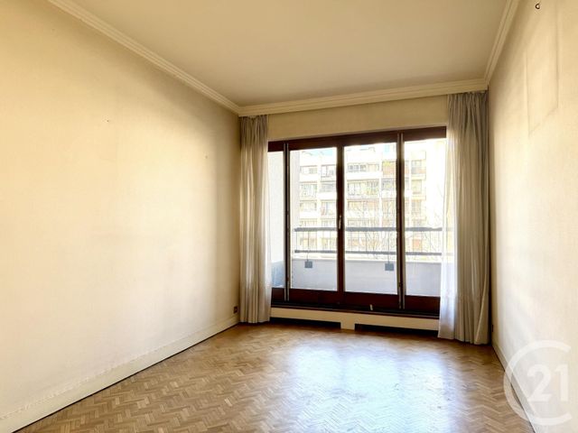 Appartement F5 à vendre - 5 pièces - 116.71 m2 - PARIS - 75016 - ILE-DE-FRANCE - Century 21 Via Conseil 16Ème