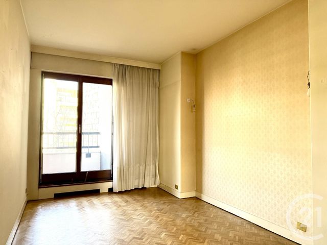 Appartement F5 à vendre - 5 pièces - 116.71 m2 - PARIS - 75016 - ILE-DE-FRANCE - Century 21 Via Conseil 16Ème