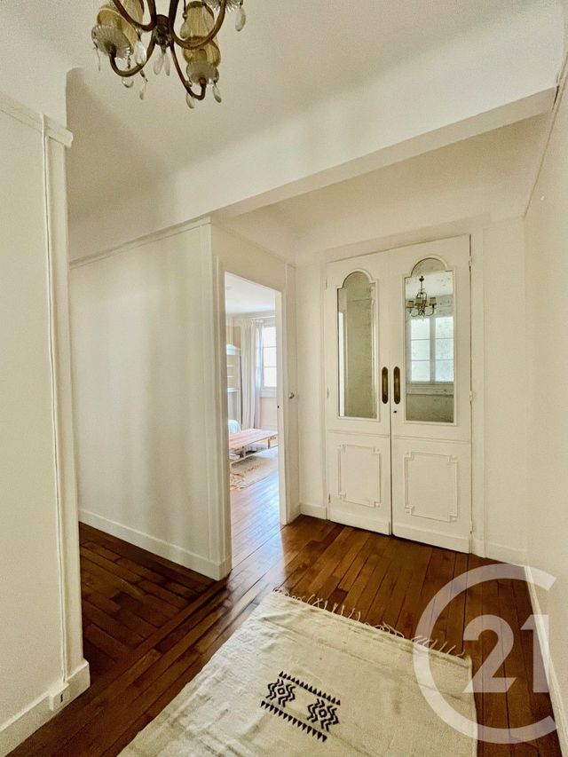 Appartement F2 à vendre - 3 pièces - 64.17 m2 - PARIS - 75016 - ILE-DE-FRANCE - Century 21 Via Conseil 16Ème