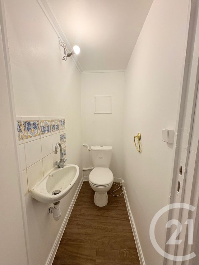 Afficher la photo en grand Appartement Local à louer - 3 pièces - 45.0 m2 - PARIS - 75016 - ILE-DE-FRANCE - Century 21 Via Conseil 16Ème