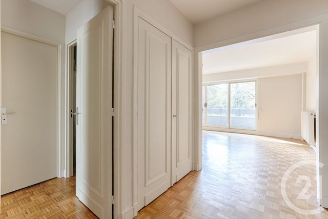 Appartement F2 à vendre - 2 pièces - 69.0 m2 - PARIS - 75016 - ILE-DE-FRANCE - Century 21 Via Conseil 16Ème