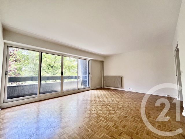 Appartement F2 à vendre - 2 pièces - 69.0 m2 - PARIS - 75016 - ILE-DE-FRANCE - Century 21 Via Conseil 16Ème