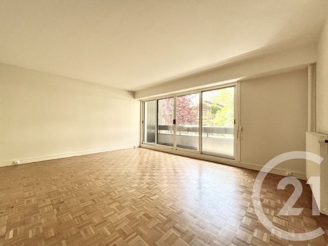 Appartement F2 à vendre - 2 pièces - 69.0 m2 - PARIS - 75016 - ILE-DE-FRANCE - Century 21 Via Conseil 16Ème