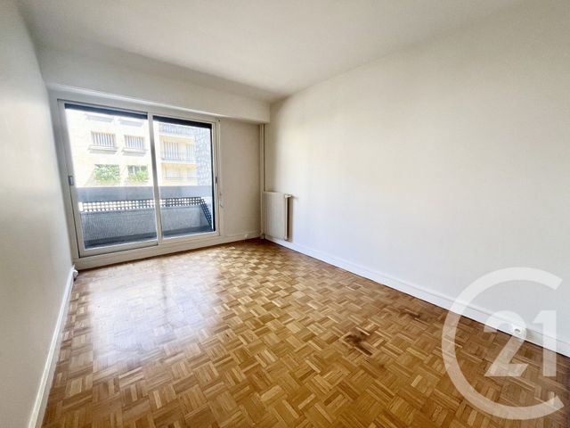 Appartement F2 à vendre - 2 pièces - 69.0 m2 - PARIS - 75016 - ILE-DE-FRANCE - Century 21 Via Conseil 16Ème