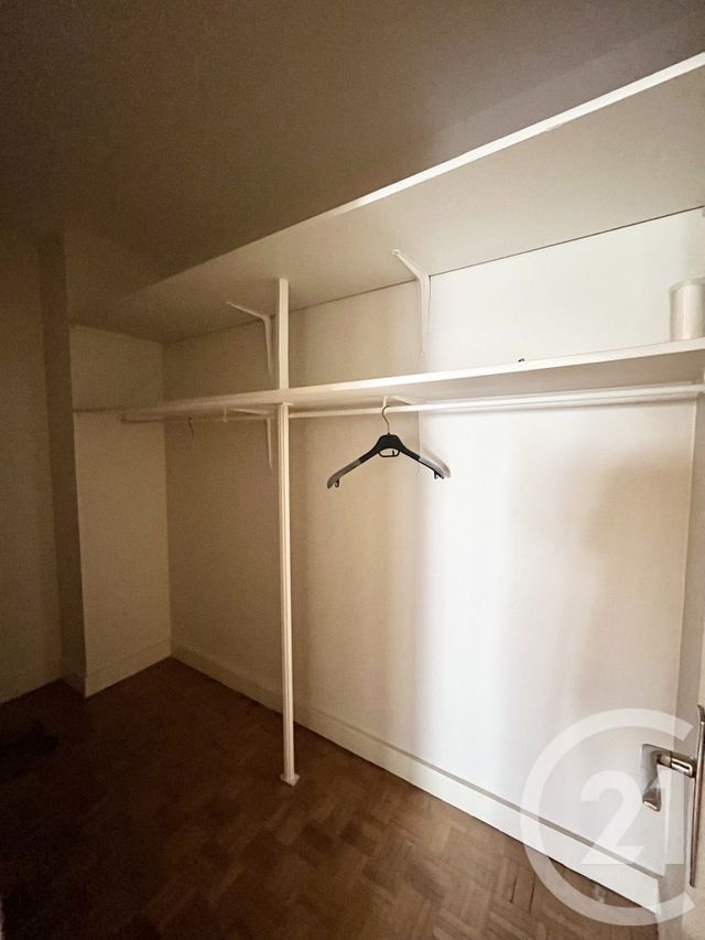 Appartement F2 à vendre - 2 pièces - 69.0 m2 - PARIS - 75016 - ILE-DE-FRANCE - Century 21 Via Conseil 16Ème