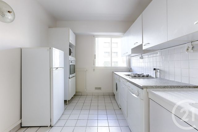 Appartement F2 à vendre - 2 pièces - 69.0 m2 - PARIS - 75016 - ILE-DE-FRANCE - Century 21 Via Conseil 16Ème