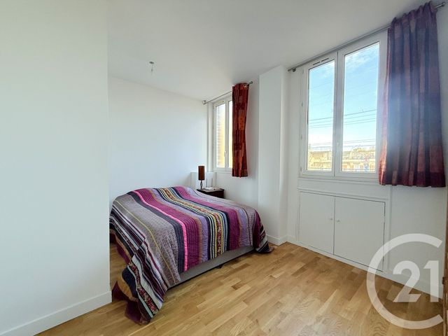 Afficher la photo en grand Appartement F2 à vendre - 2 pièces - 58.0 m2 - PARIS - 75016 - ILE-DE-FRANCE - Century 21 Via Conseil 16Ème