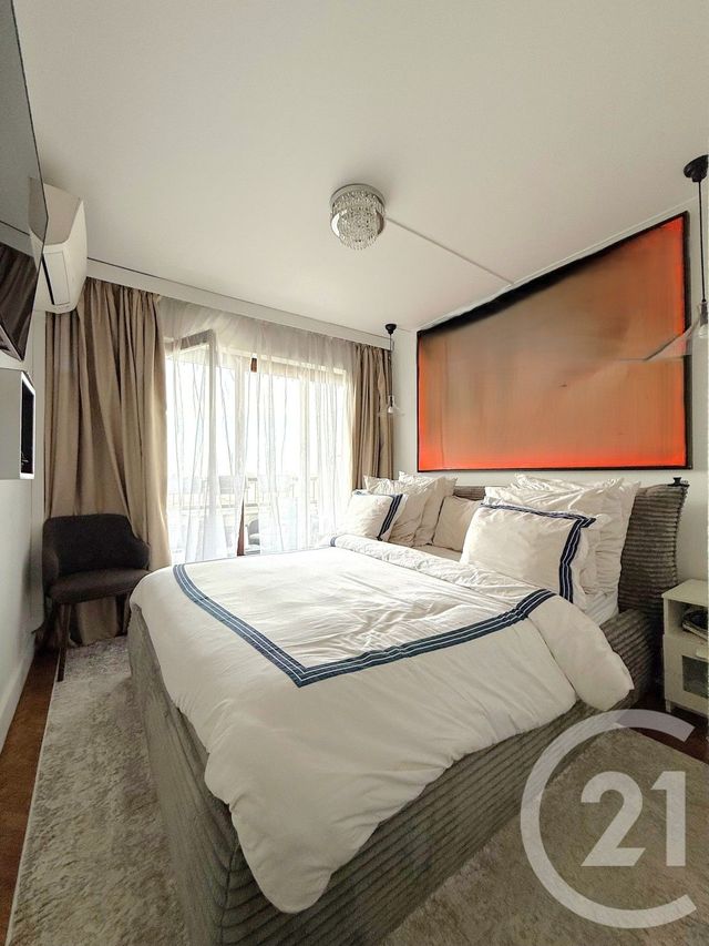 Appartement F2 à vendre - 2 pièces - 50.05 m2 - PARIS - 75016 - ILE-DE-FRANCE - Century 21 Via Conseil 16Ème