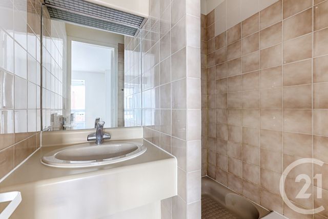 Appartement F3 à vendre - 3 pièces - 72.0 m2 - BOULOGNE BILLANCOURT - 92 - ILE-DE-FRANCE - Century 21 Via Conseil 16Ème