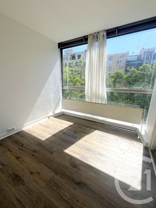Afficher la photo en grand Appartement F5 à vendre - 5 pièces - 103.76 m2 - PARIS - 75016 - ILE-DE-FRANCE - Century 21 Via Conseil 16Ème