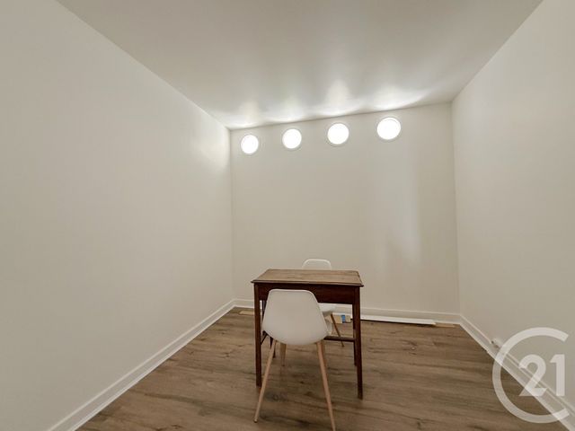 Afficher la photo en grand Appartement F5 à vendre - 5 pièces - 103.76 m2 - PARIS - 75016 - ILE-DE-FRANCE - Century 21 Via Conseil 16Ème