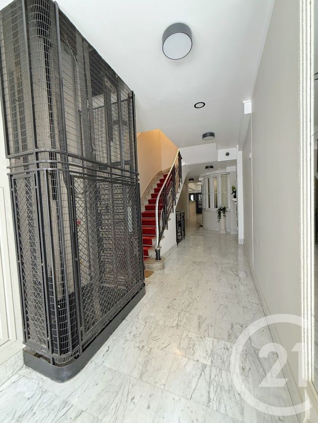 Appartement F4 à vendre - 4 pièces - 102.0 m2 - PARIS - 75016 - ILE-DE-FRANCE - Century 21 Via Conseil 16Ème