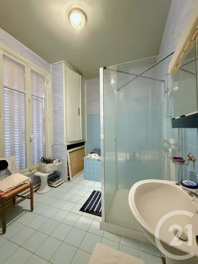 Appartement F4 à vendre - 4 pièces - 102.0 m2 - PARIS - 75016 - ILE-DE-FRANCE - Century 21 Via Conseil 16Ème