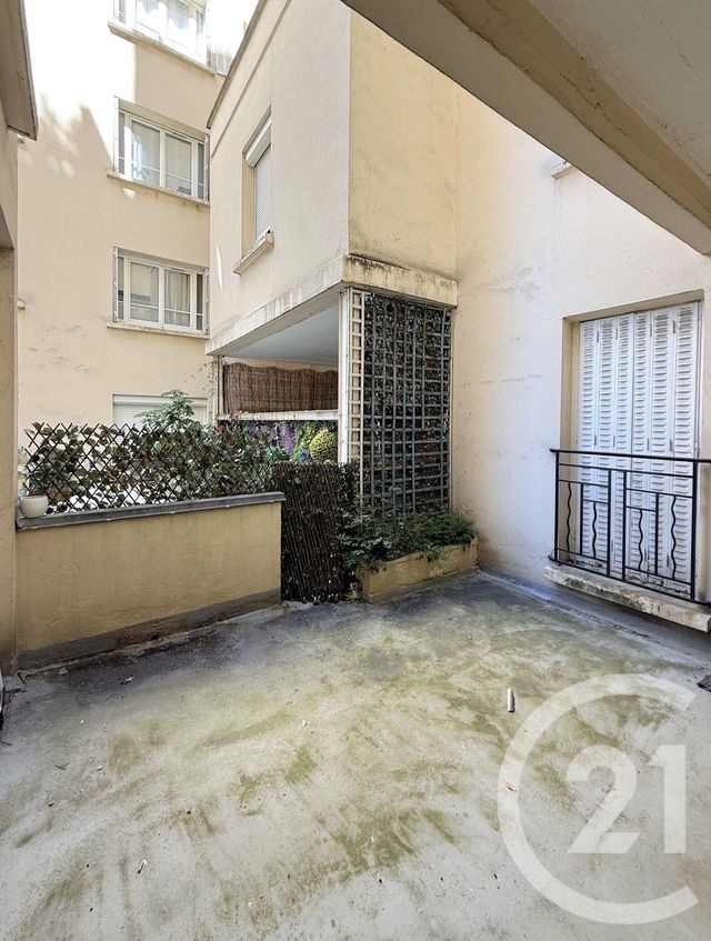 Appartement F4 à vendre - 4 pièces - 102.0 m2 - PARIS - 75016 - ILE-DE-FRANCE - Century 21 Via Conseil 16Ème