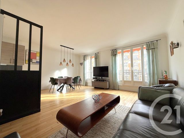 Appartement F4 à vendre - 3 pièces - 75.0 m2 - PARIS - 75016 - ILE-DE-FRANCE - Century 21 Via Conseil 16Ème