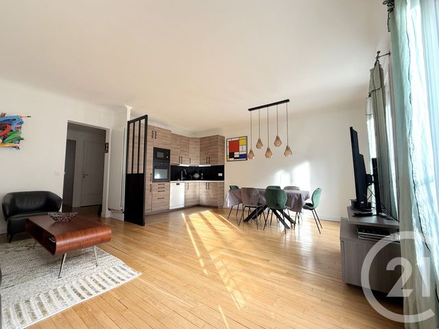 Appartement F4 à vendre - 3 pièces - 75.0 m2 - PARIS - 75016 - ILE-DE-FRANCE - Century 21 Via Conseil 16Ème