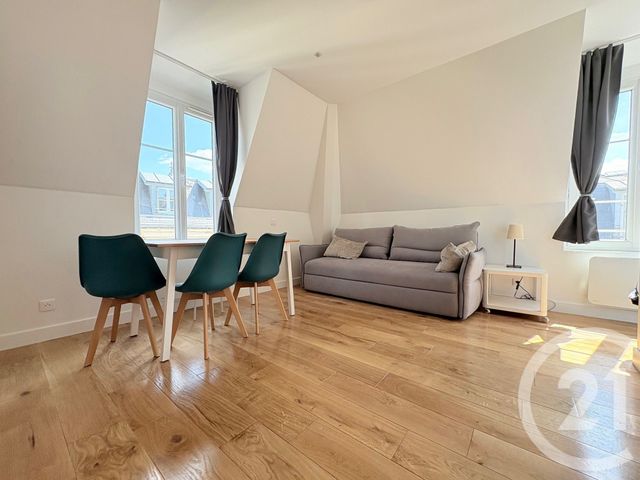 Appartement Studio à louer PARIS