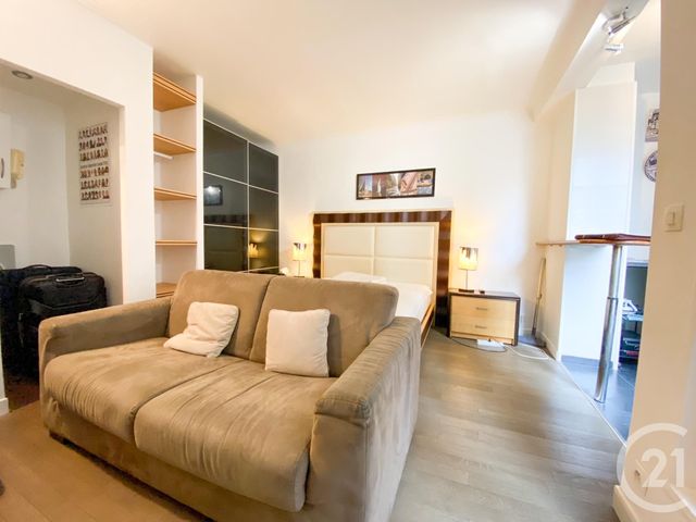 Appartement Studio à louer PARIS