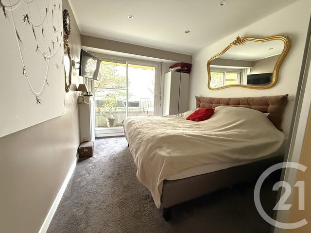 Appartement F4 à vendre - 4 pièces - 97.0 m2 - PARIS - 75016 - ILE-DE-FRANCE - Century 21 Via Conseil 16Ème