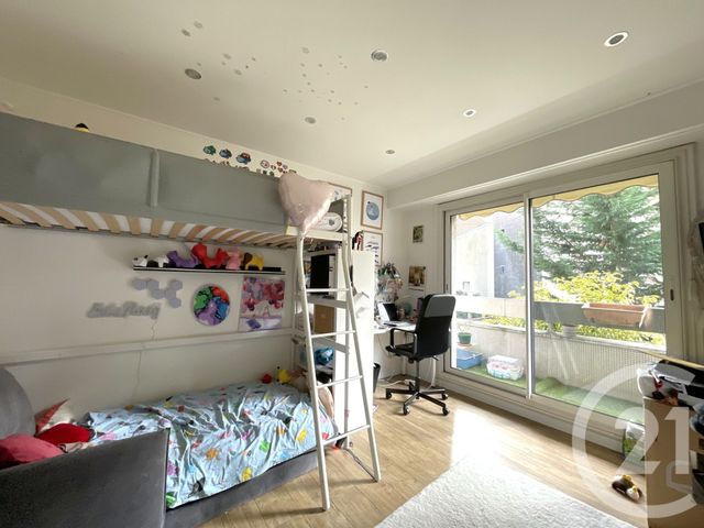 Appartement F4 à vendre - 4 pièces - 97.0 m2 - PARIS - 75016 - ILE-DE-FRANCE - Century 21 Via Conseil 16Ème