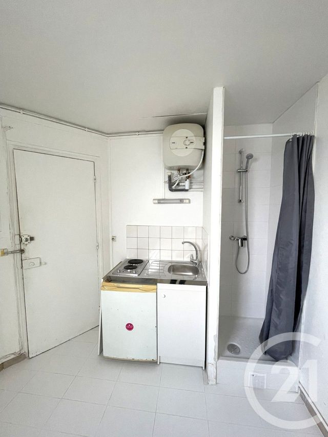 Appartement F1 bis à vendre - 2 pièces - 19.06 m2 - PARIS - 75016 - ILE-DE-FRANCE - Century 21 Via Conseil 16Ème