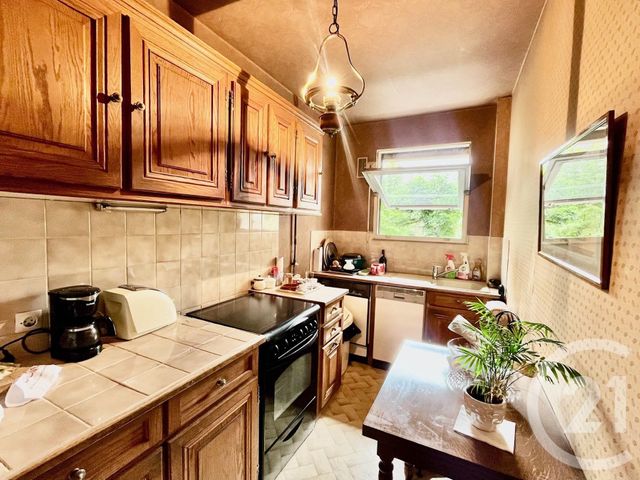 Afficher la photo en grand Appartement à vendre - 2 pièces - 62.0 m2 - PARIS - 75016 - ILE-DE-FRANCE - Century 21 Via Conseil 16Ème