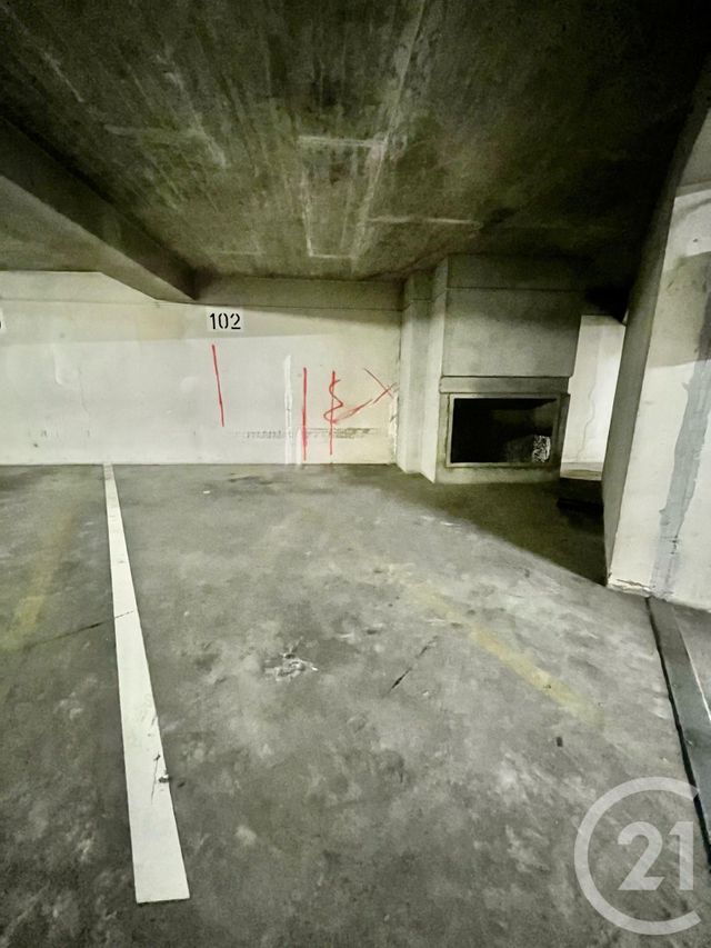 parking à vendre - 13.8 m2 - PARIS - 75016 - ILE-DE-FRANCE - Century 21 Via Conseil 16Ème
