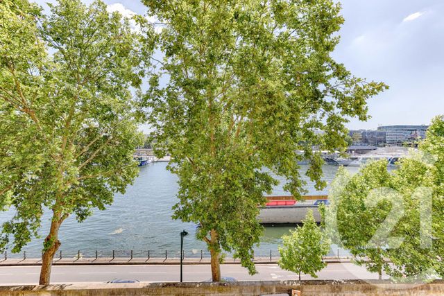 Appartement à vendre - 5 pièces - 146.0 m2 - PARIS - 75016 - ILE-DE-FRANCE - Century 21 Via Conseil 16Ème
