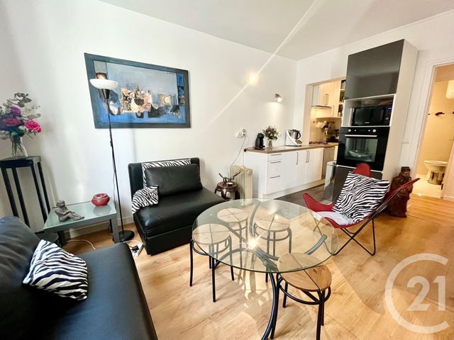 Appartement F2 à louer - 2 pièces - 38.11 m2 - PARIS - 75016 - ILE-DE-FRANCE - Century 21 Via Conseil 16Ème