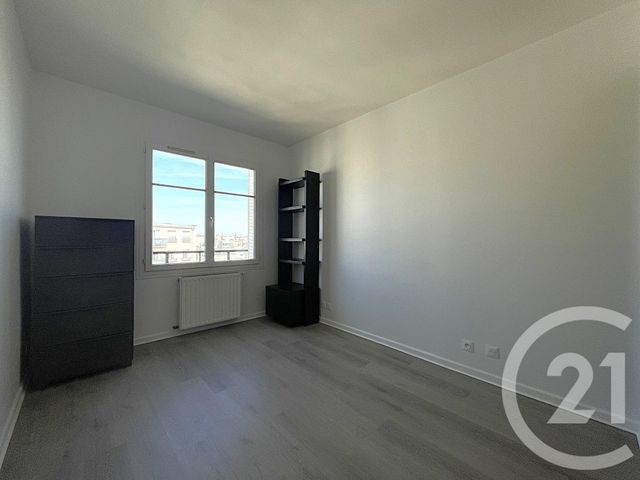 Appartement F2 à vendre - 2 pièces - 45.0 m2 - PARIS - 75016 - ILE-DE-FRANCE - Century 21 Via Conseil 16Ème