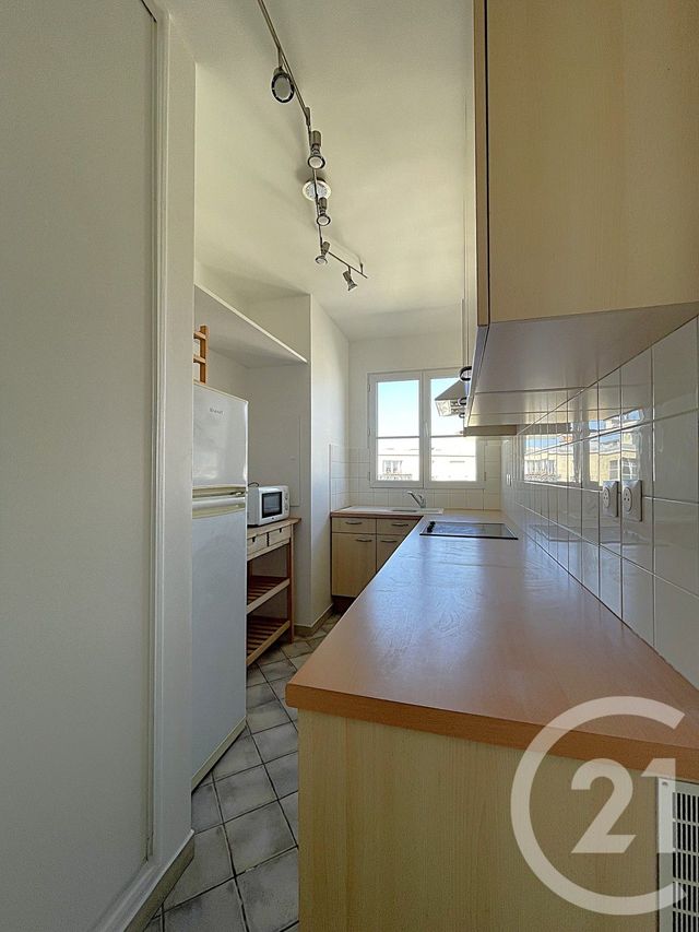 Appartement F2 à vendre - 2 pièces - 45.0 m2 - PARIS - 75016 - ILE-DE-FRANCE - Century 21 Via Conseil 16Ème