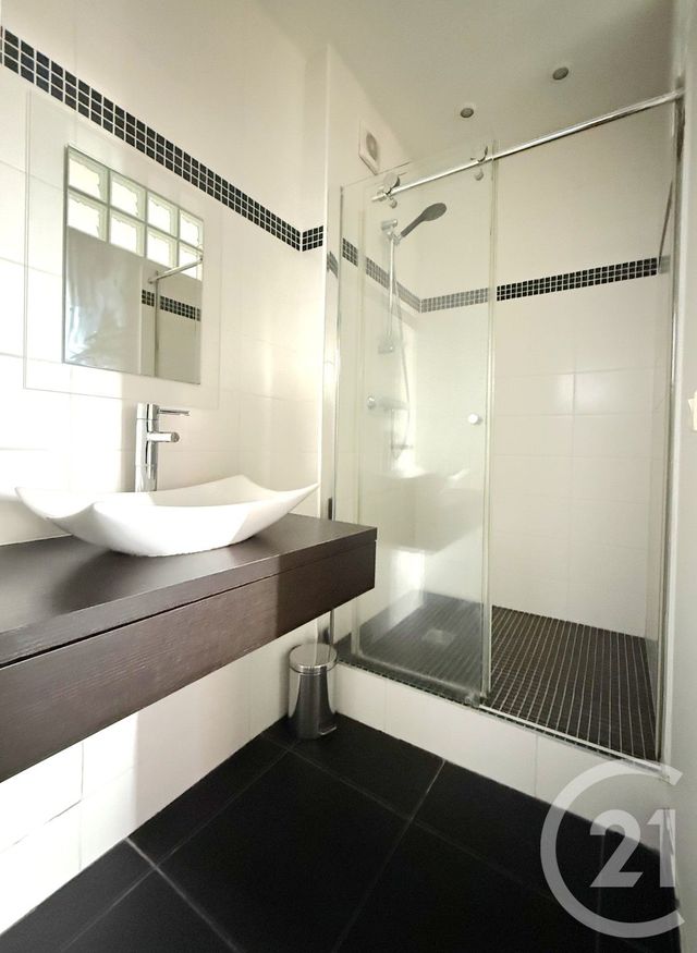 Appartement F3 à vendre - 3 pièces - 43.27 m2 - BOULOGNE BILLANCOURT - 92 - ILE-DE-FRANCE - Century 21 Via Conseil 16Ème