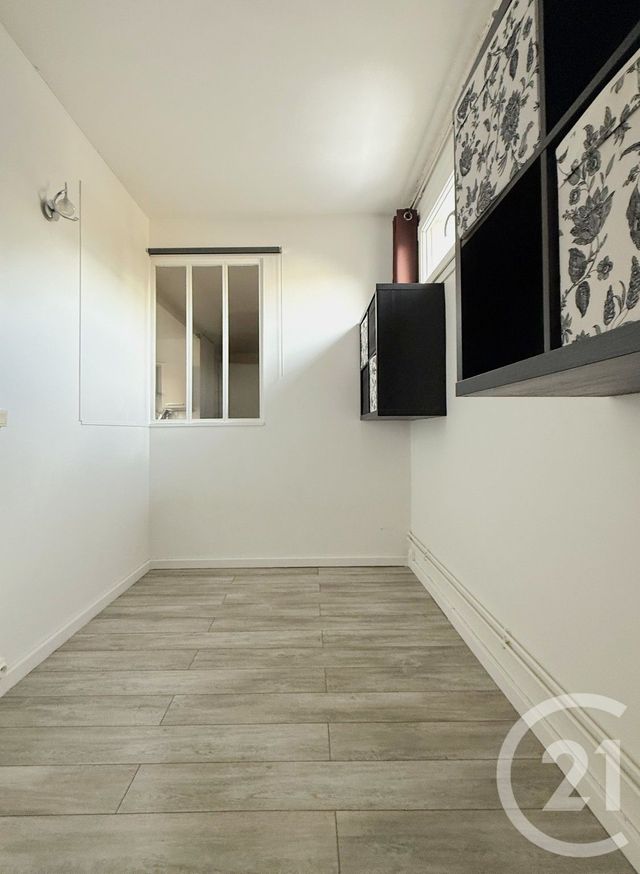 Appartement F3 à vendre - 3 pièces - 43.27 m2 - BOULOGNE BILLANCOURT - 92 - ILE-DE-FRANCE - Century 21 Via Conseil 16Ème