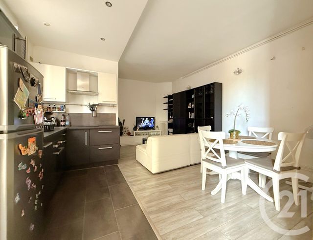 Afficher la photo en grand Appartement F3 à vendre - 3 pièces - 43.27 m2 - BOULOGNE BILLANCOURT - 92 - ILE-DE-FRANCE - Century 21 Via Conseil 16Ème